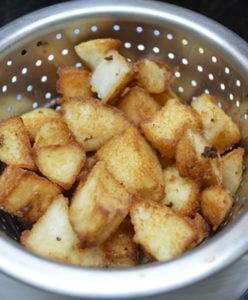 Making chilli idli recipe