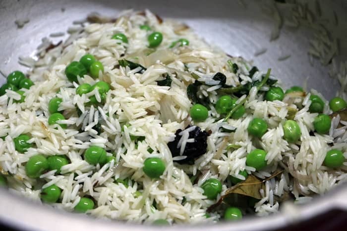 sauteing rice with peas