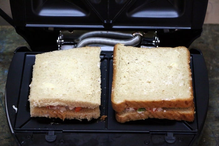 ready to toast veg mayo sandwiches