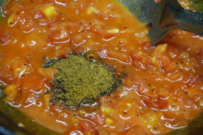 roasted spice powders added to cooked tomatoes