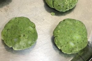 shaping potato spinach mixture into hara bhara kababs