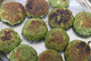 pan fried spinach kabab