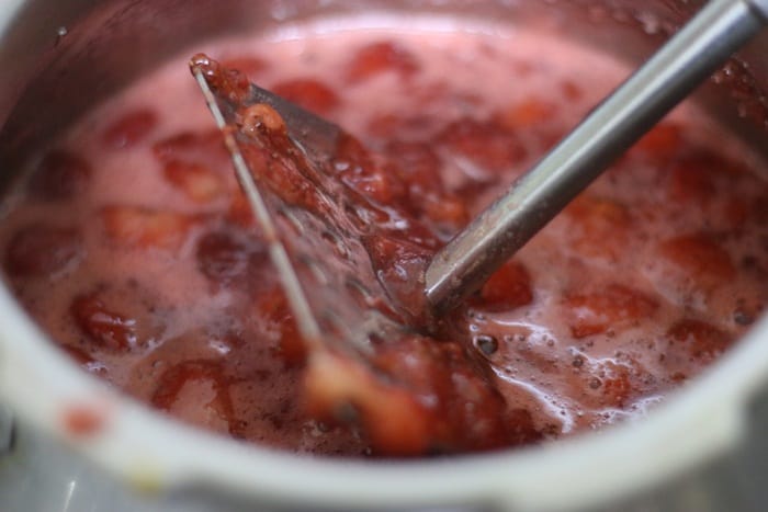 Homemade strawberry jam recipe