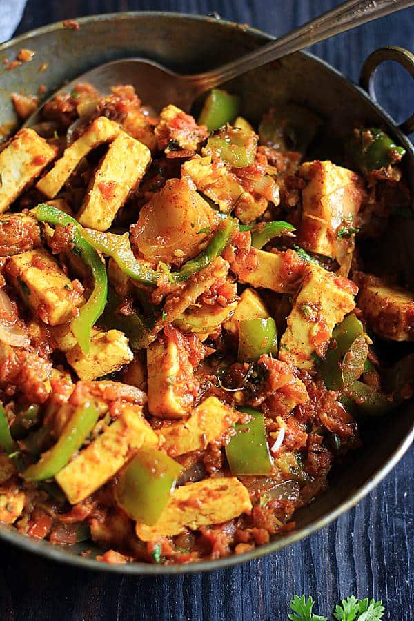 Restaurant Style Kadai Paneer (With gravy)  Indian cooking recipes, Indian  food recipes, Indian food recipes vegetarian