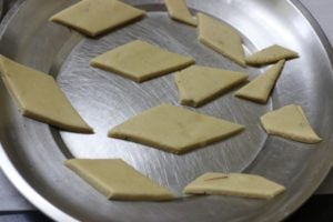 kaju katli pieces