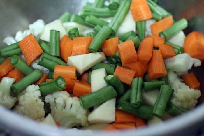 sauteing mixed veggies in oil