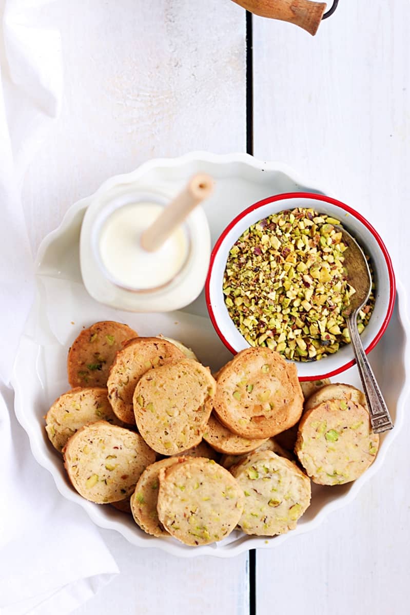 pistachio-cookies-recipe-e