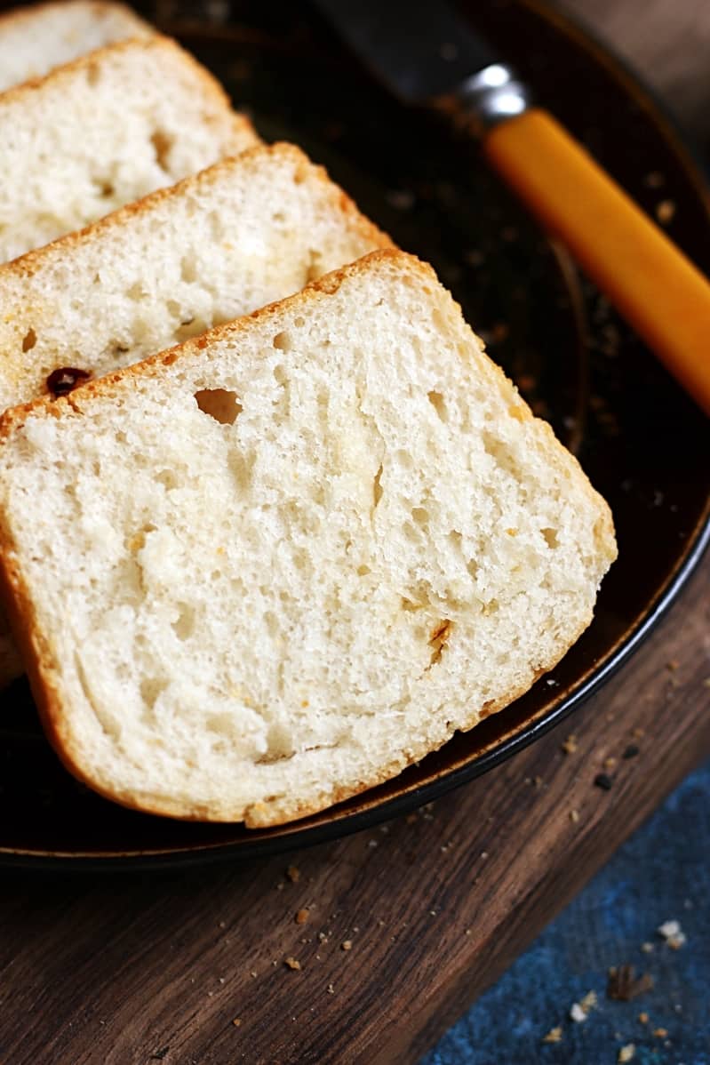 herb garlic bread slices