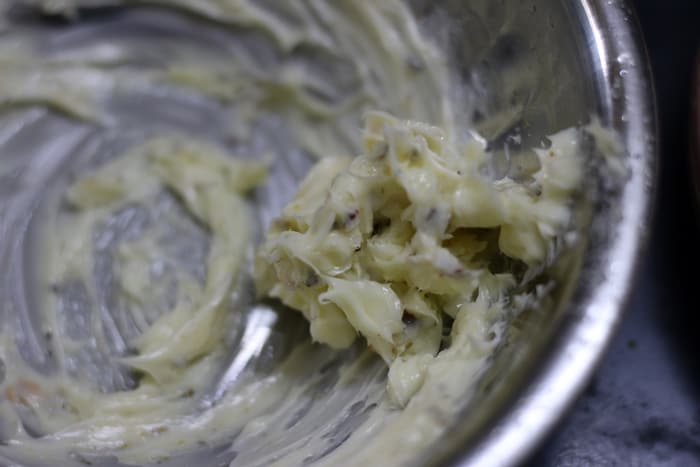 garlic rolls recipe step 2