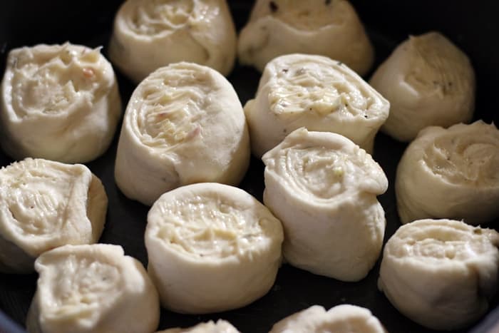 garlic rolls recipe step 7