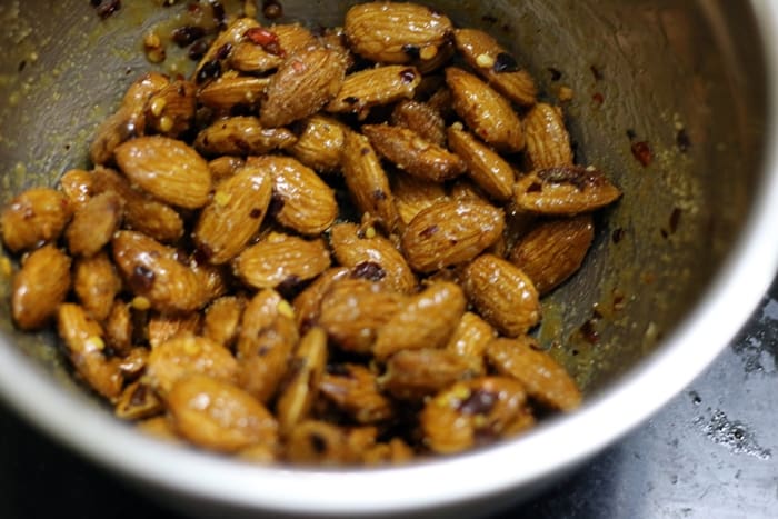 honey chili almonds step 2