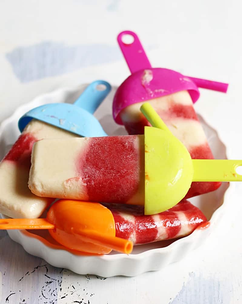 strawberry yogurt popsicle step 6