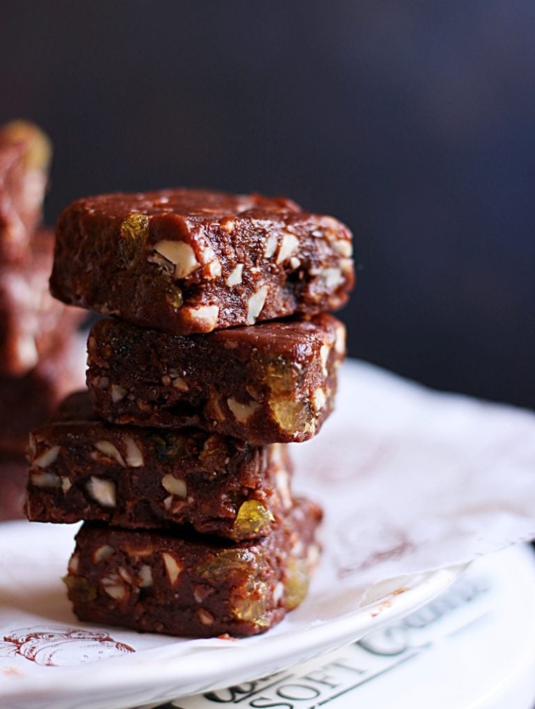 chocolate fudge recipe with fruits and nuts