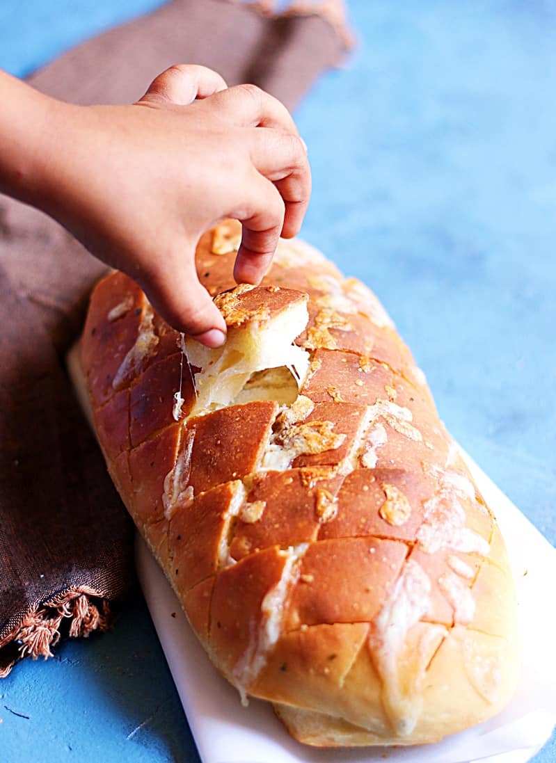 cheese and garlic garlic bread recipe