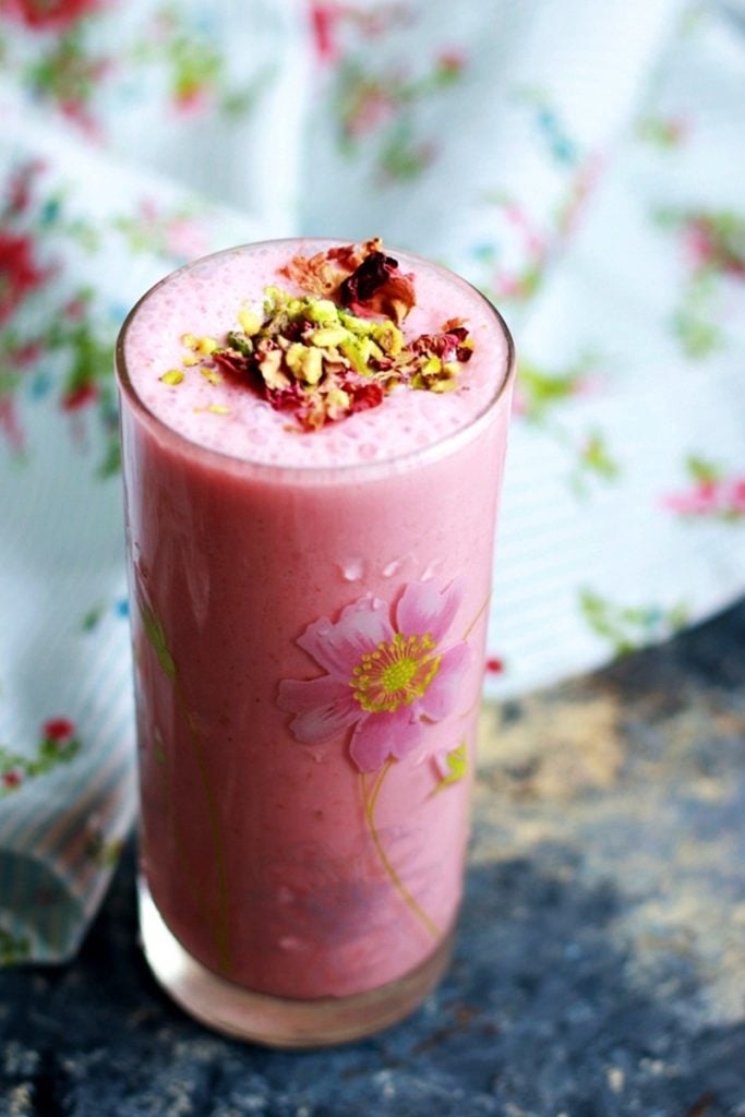 gulkand lassi recipe 