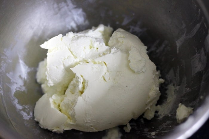 hung curd for marinade for paneer tikka