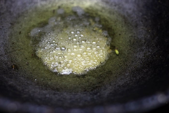 chettinad potato roast recipe step 2