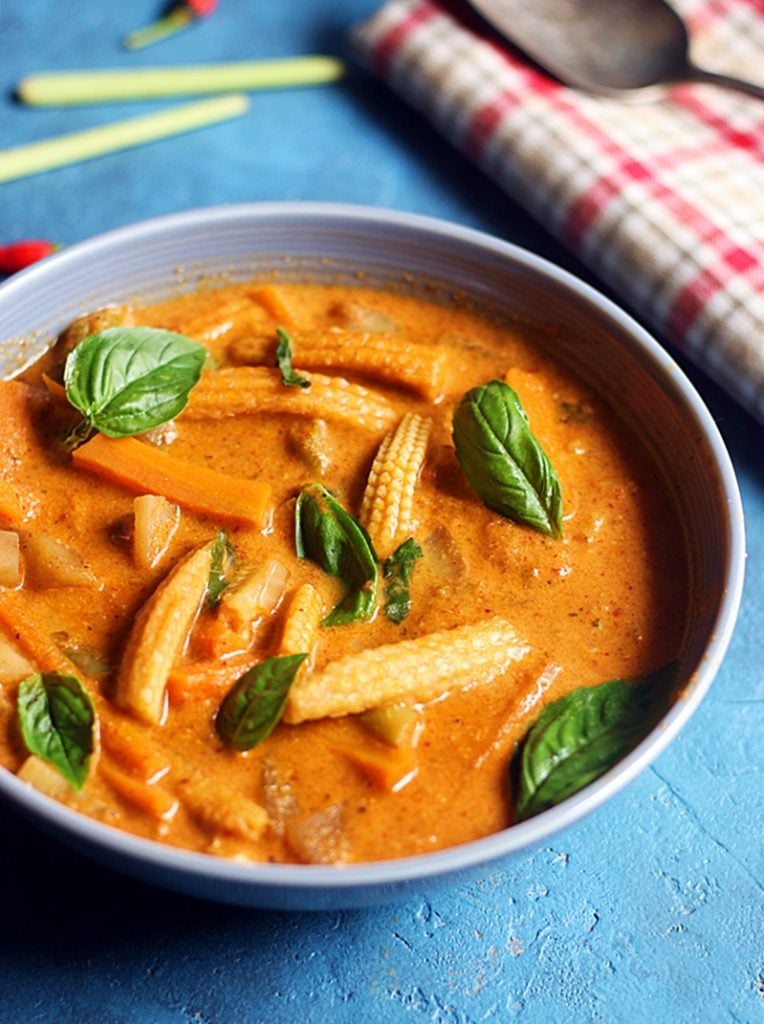 homemade vegetarian thai red curry