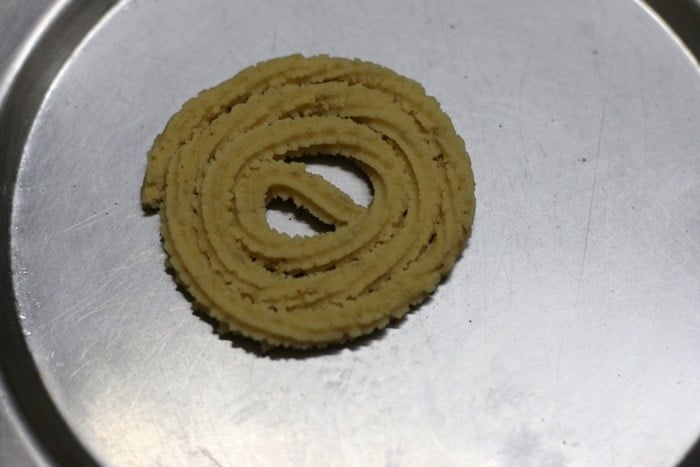 chakli recipe step 2