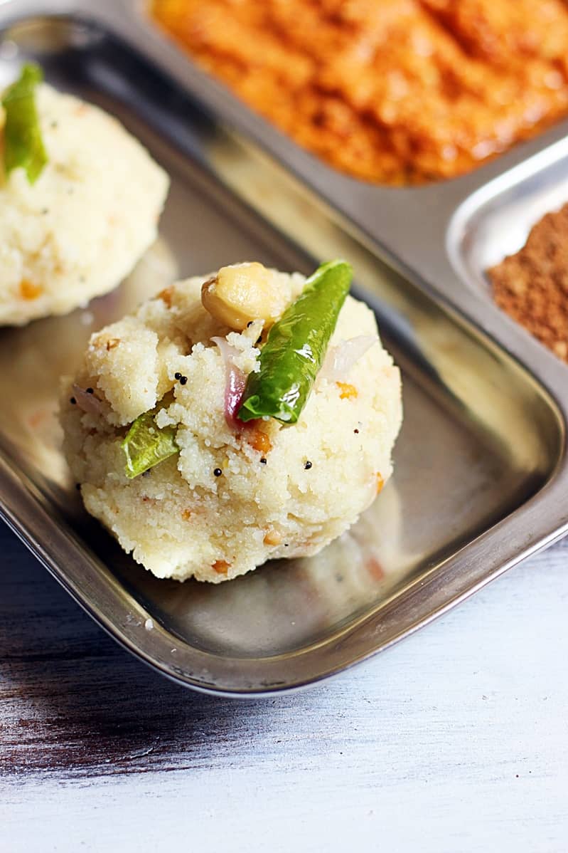 soft fluffy rava upma with chutney