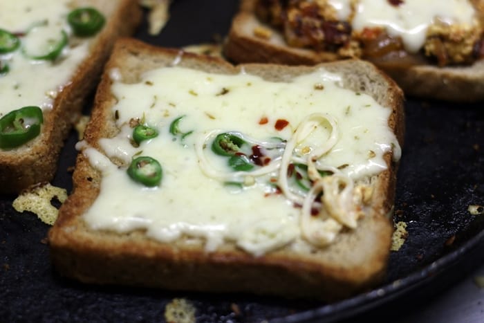 cheese chilli toast recipe step 5