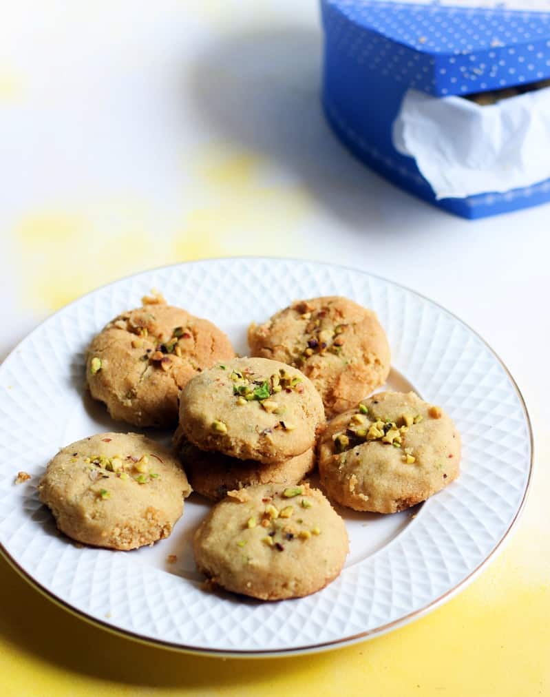 A plate full of crispy homemade nankhatais or Indian shortbread cookies