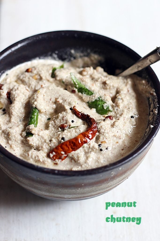 Peanut chutney served in a ceramic bowl