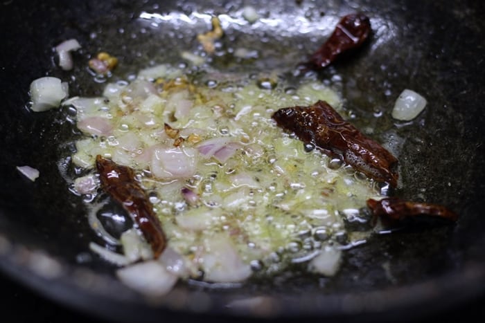 vendakkai vepudu recipe step 1