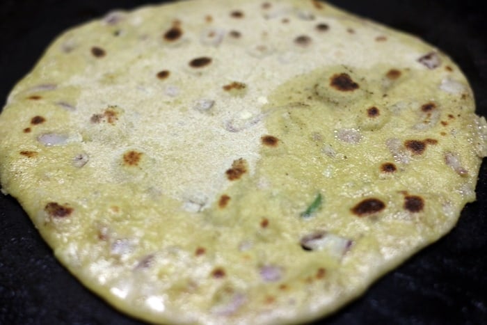 missi roti recipe step 4