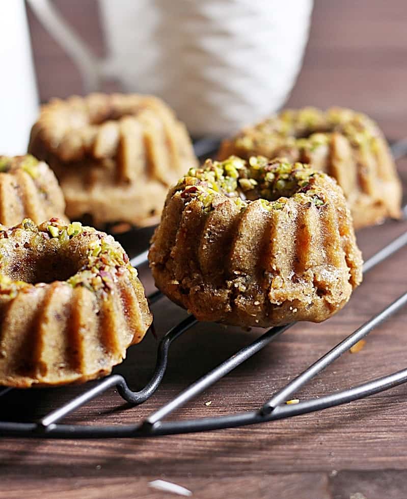 whole wheat walnut bundt cake recipe step 3