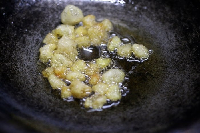 gond ke ladoo recipe step 3