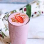 creamy and healthy strawberry smoothie recipe in 2 minutes.