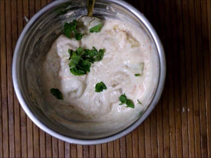 making aloo raita recipe