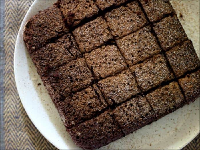 chocolate cake squares ready to serve