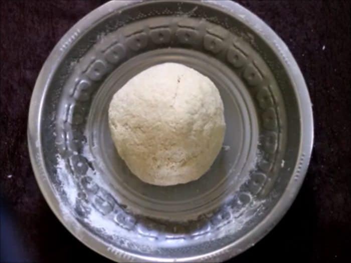 dough for paneer paratha recipe