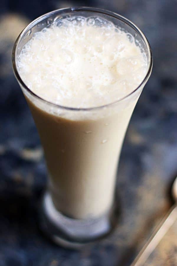 How to make vanilla milkshake recipe at home