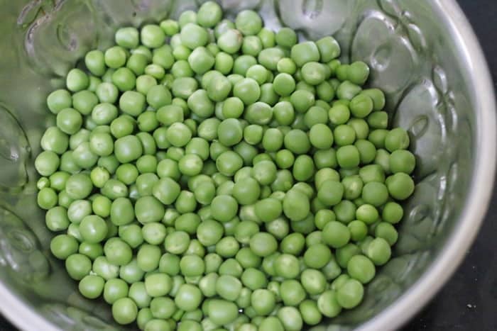 shelled fresh green peas