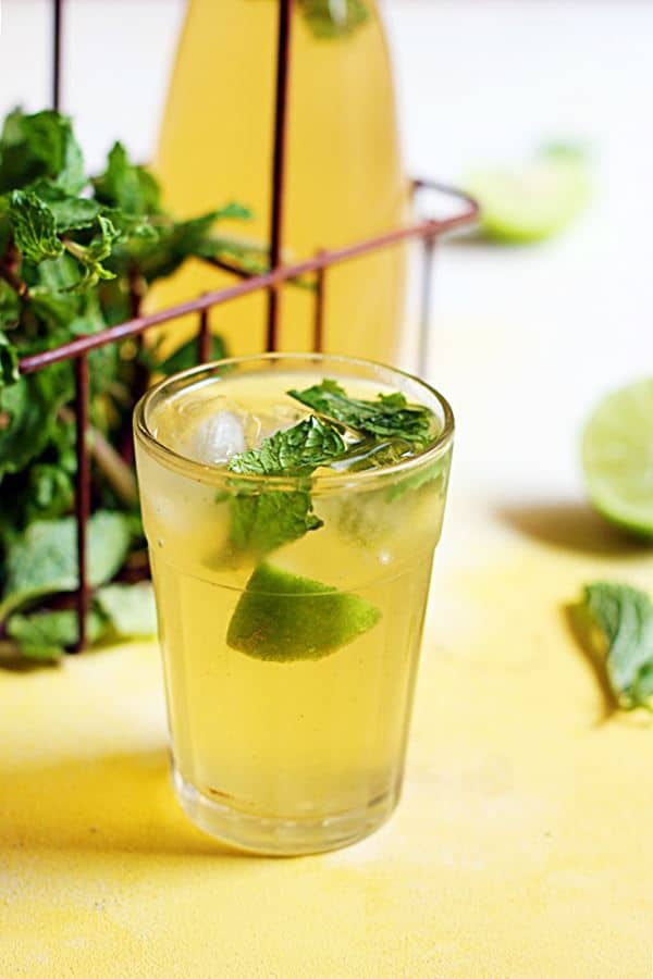 Mint Lemonade Recipe- healthy and refreshing mint lemon juice recipe for summers