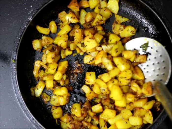 how to make jeera aloo recipe