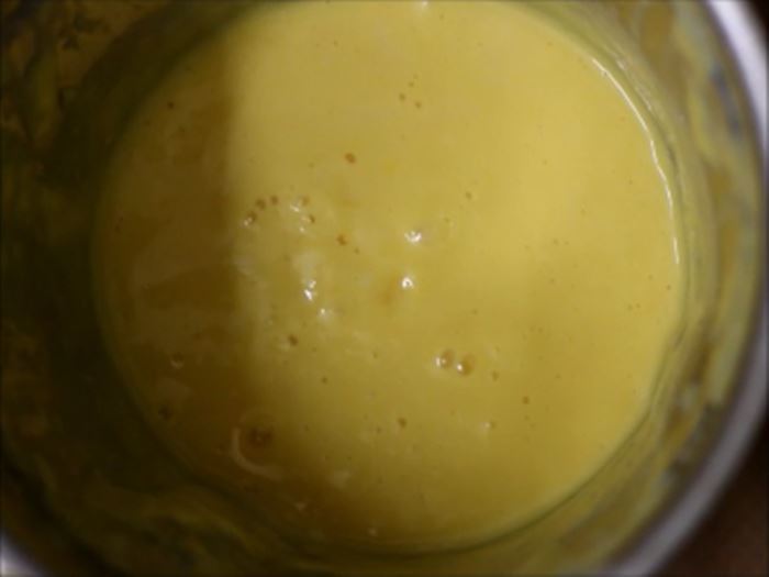 Pureed mango for pudding