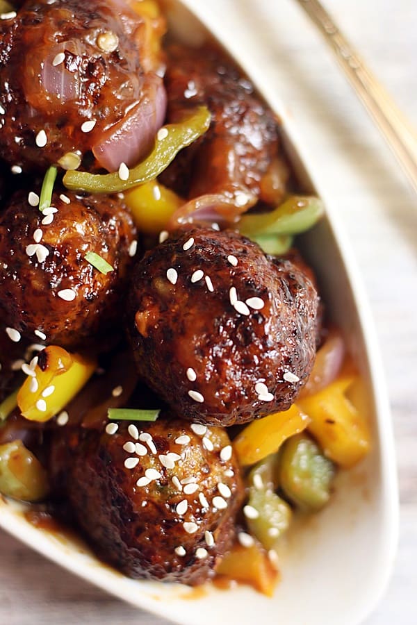 closeup shot of vegetable manchurian