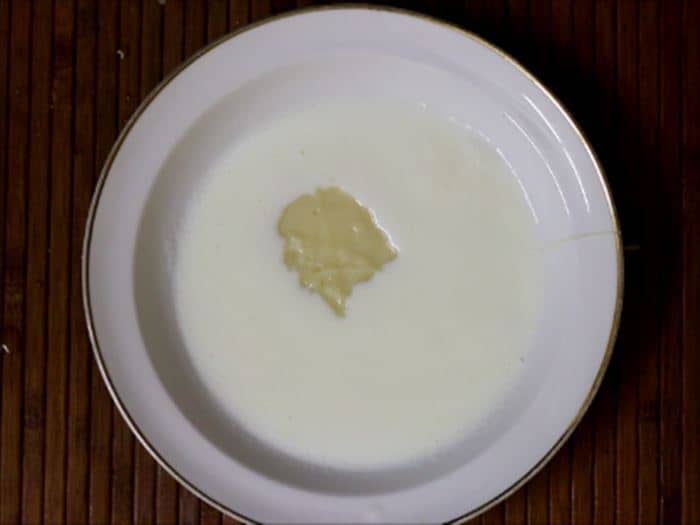 Mixing milk and condensed milk