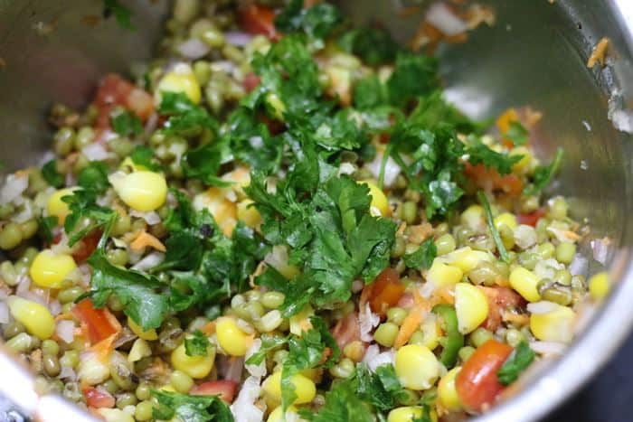 Making healthy mung bean salad recipe