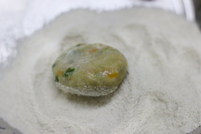 coating veg nugget in poha crumbs