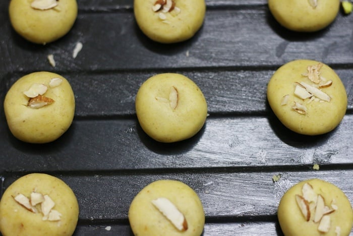 nankhatai recipe step 7