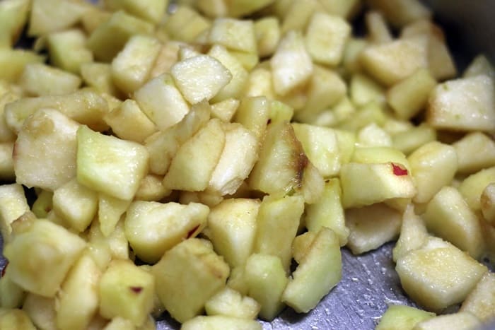 apple chutney recipe step by step -1