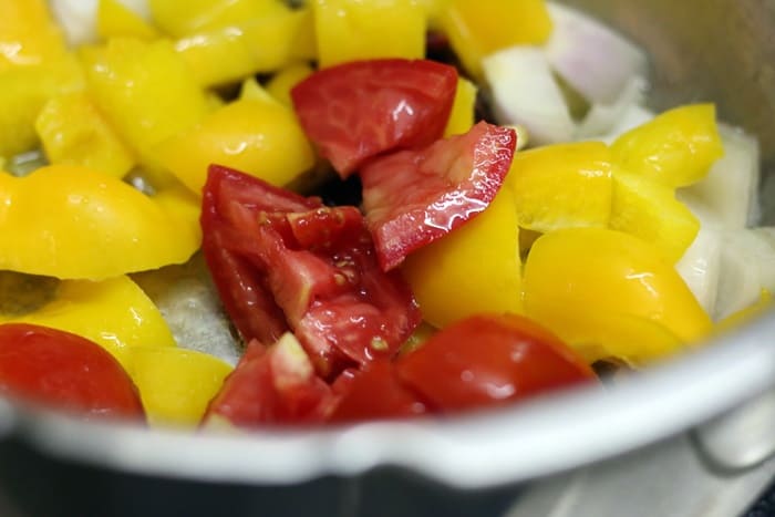 roasted bell pepper sauce step 3