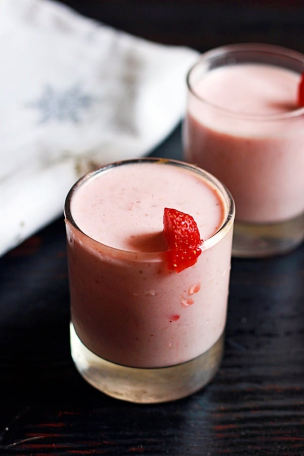almons strawberry milkshake recipe
