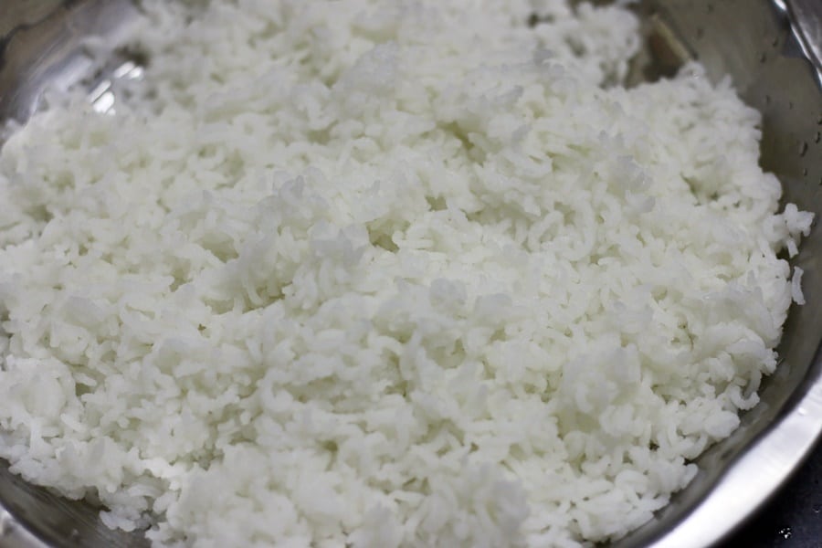 cooked and cooled rice for making yogurt rice