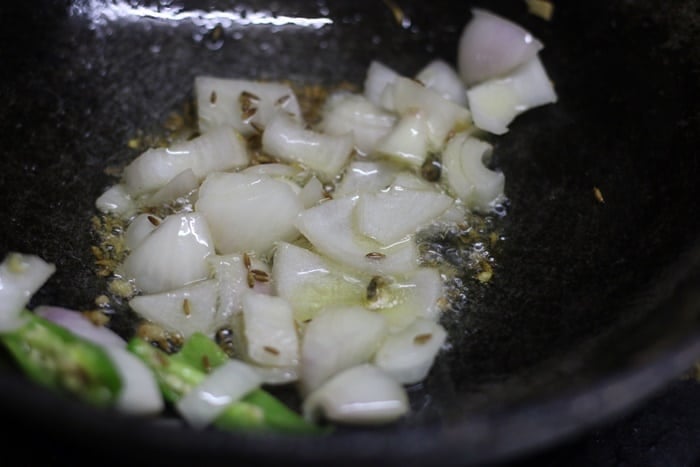 Making paneer chatpata recipe